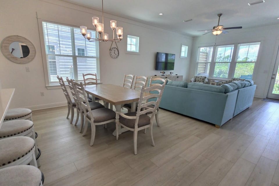 Sandy Cheeks House in Orange Beach
