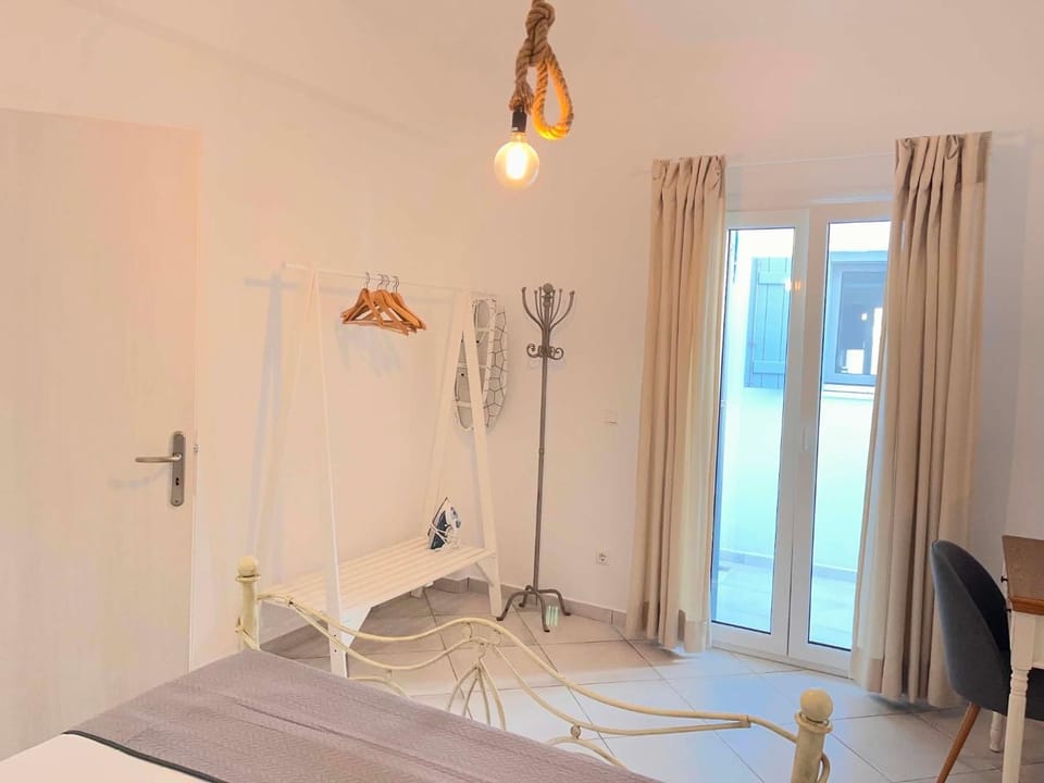 Konstantinos Apartments Antiparos Apartment in Decentralized Administration of the Aegean