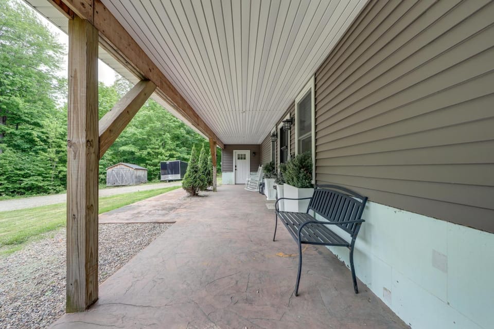 Pet Friendly Family Getaway on 15 Acres! House in Adirondack Mountains