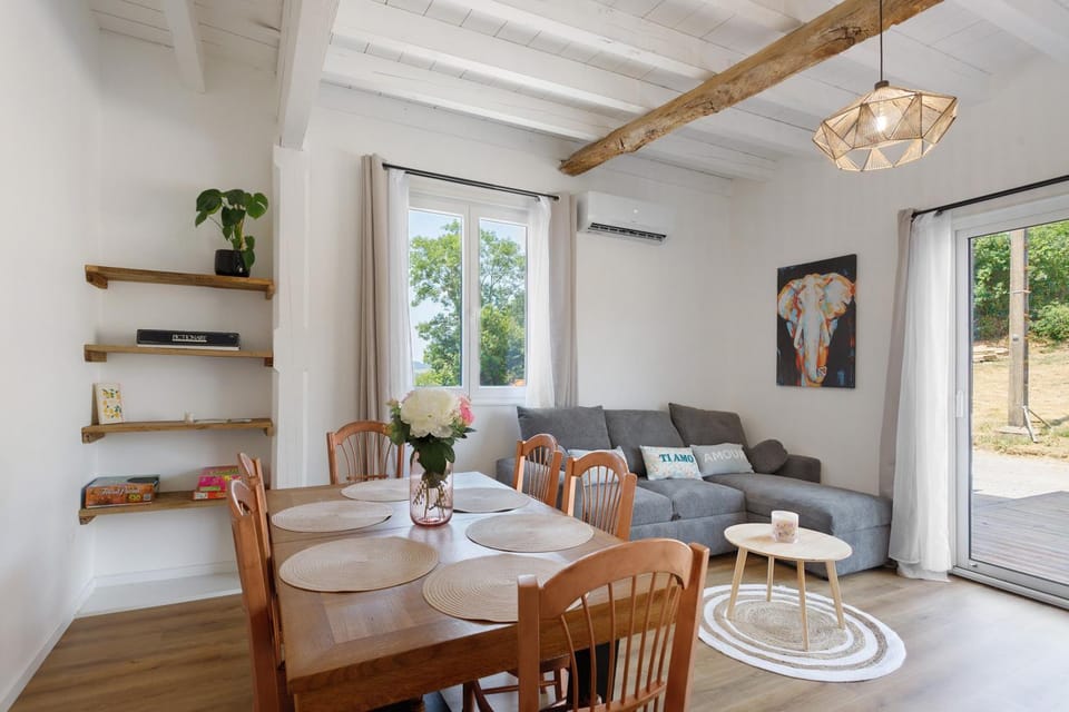 Maison Mendi Borda Pays Basque House in French Basque Country