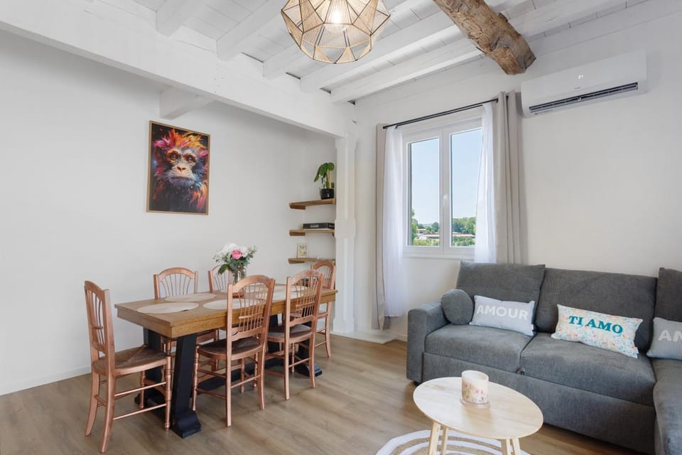 Maison Mendi Borda Pays Basque House in French Basque Country