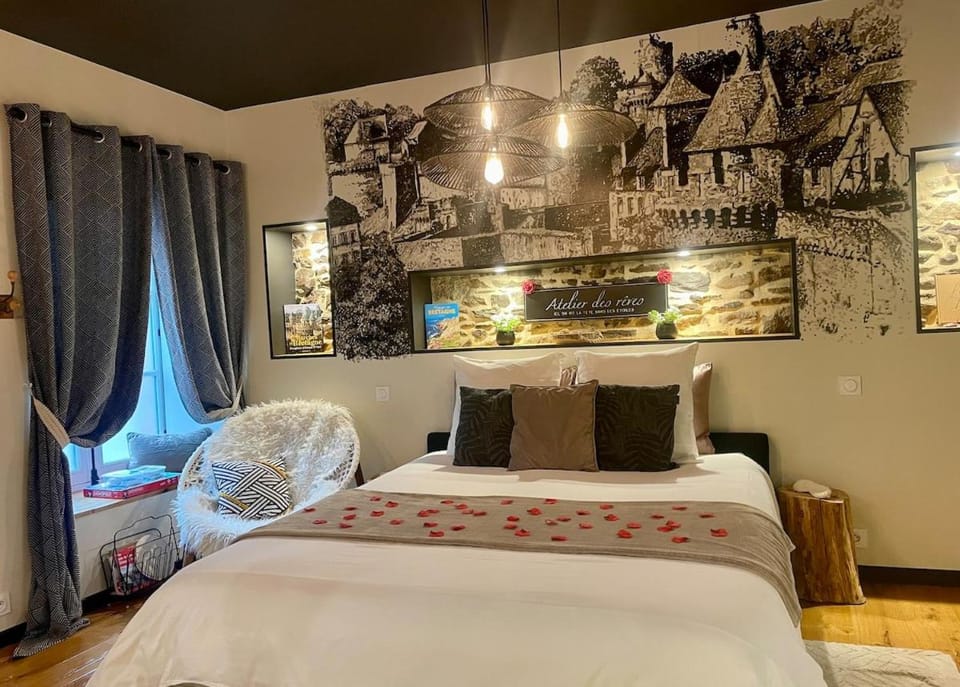 Bed, Bedroom