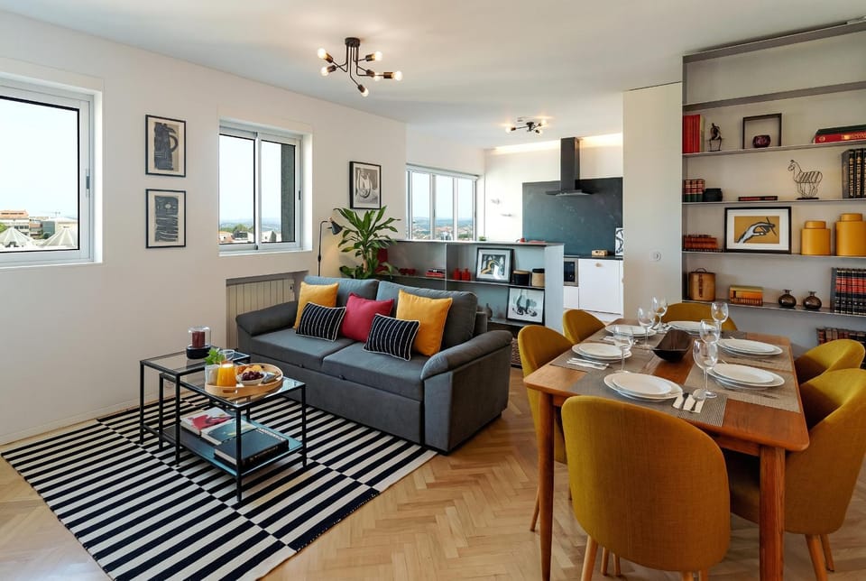 Kitchen or kitchenette, Living room, Dining area