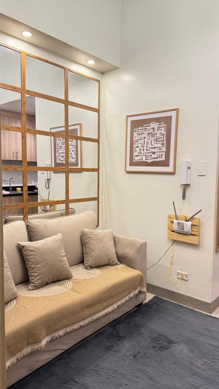 La bella Staycation Apartment hotel in Pasay