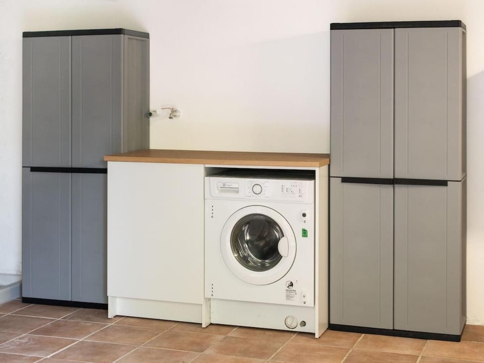 wardrobe, laundry, washing machine