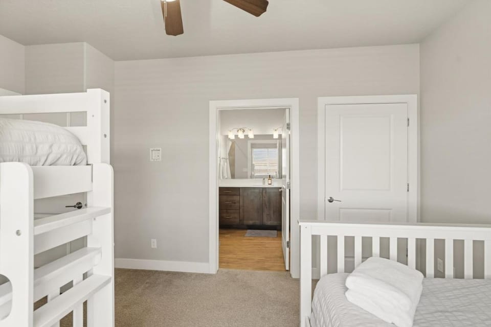 bunk bed