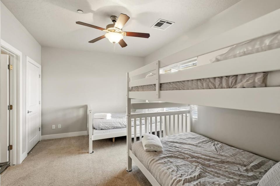 bunk bed