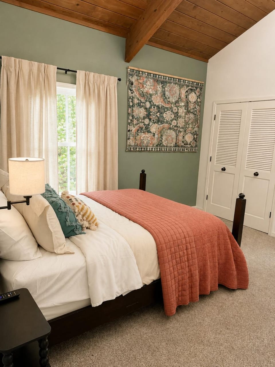 Ultimate Family Retreat-Sleeps 9 House in Jenks