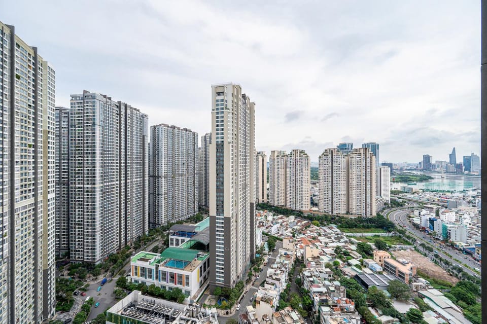 Landmark Plus, Vinhome Central Park Apartment in Ho Chi Minh City