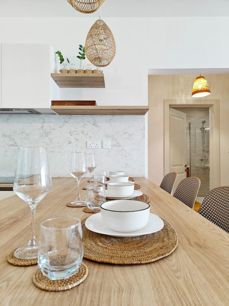 Seating area, Dining area