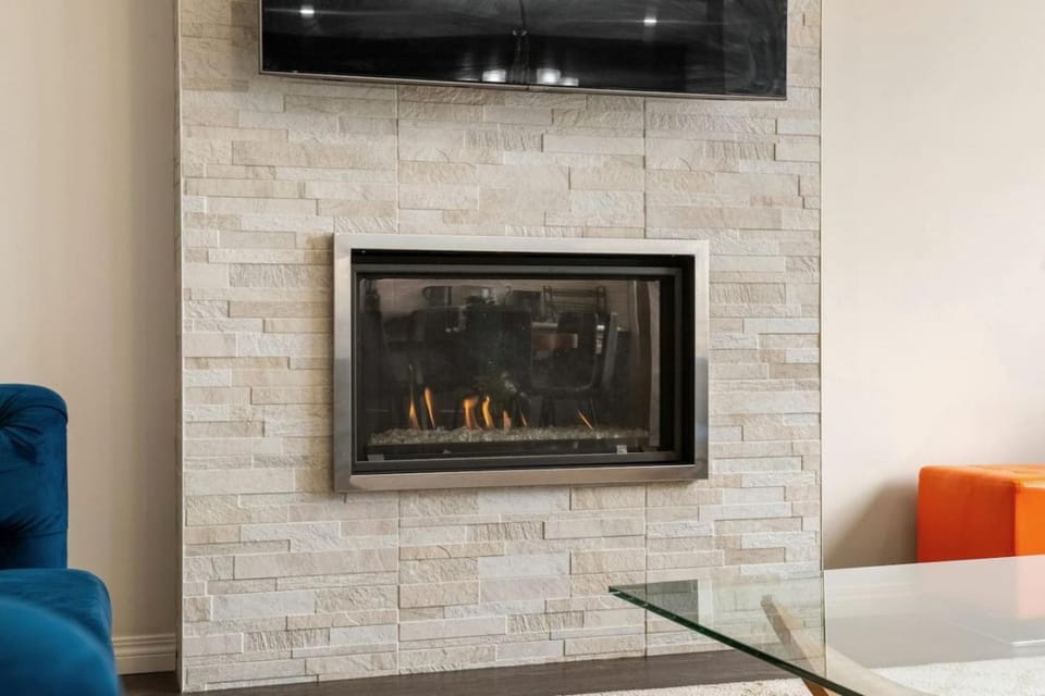 Luxury Carrington Home with Central AC, Garage and Games House in Calgary