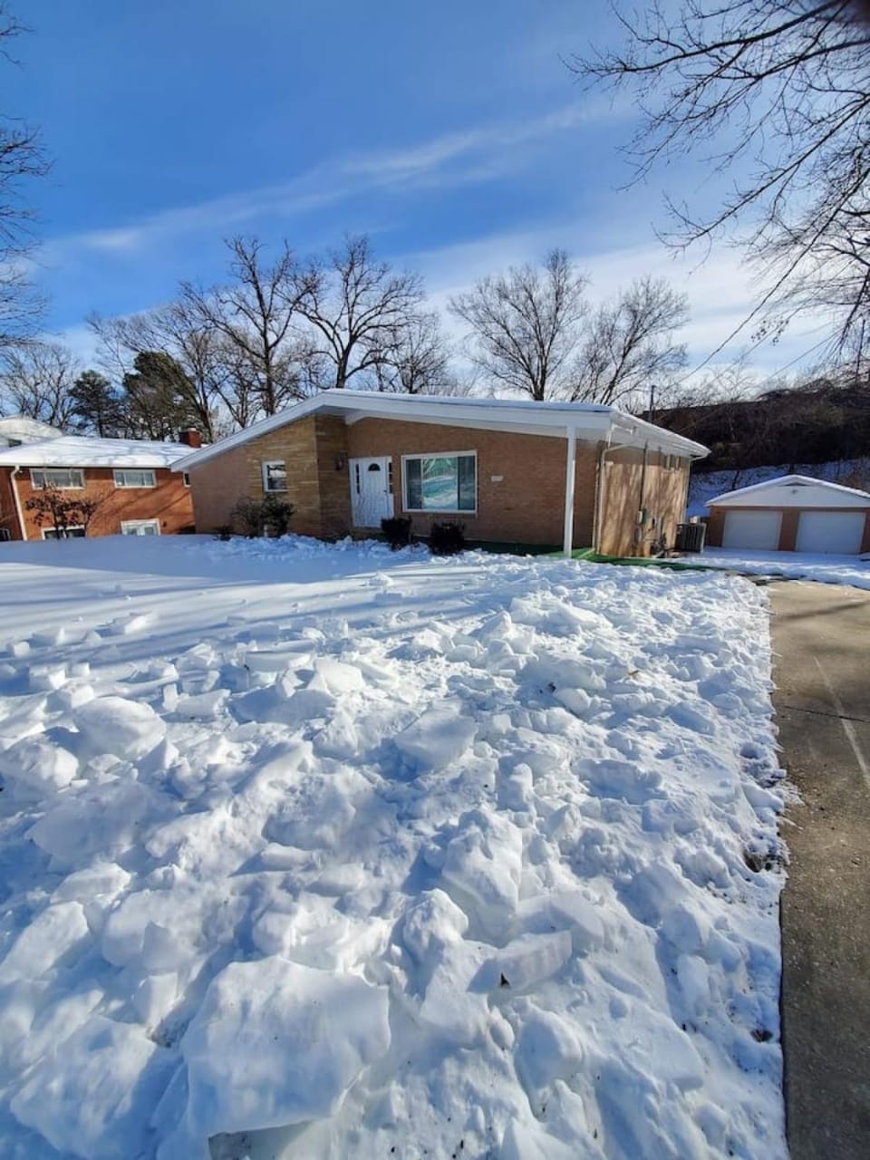 5BR Silver Spring Retreat Near DC with Kings House in Silver Spring