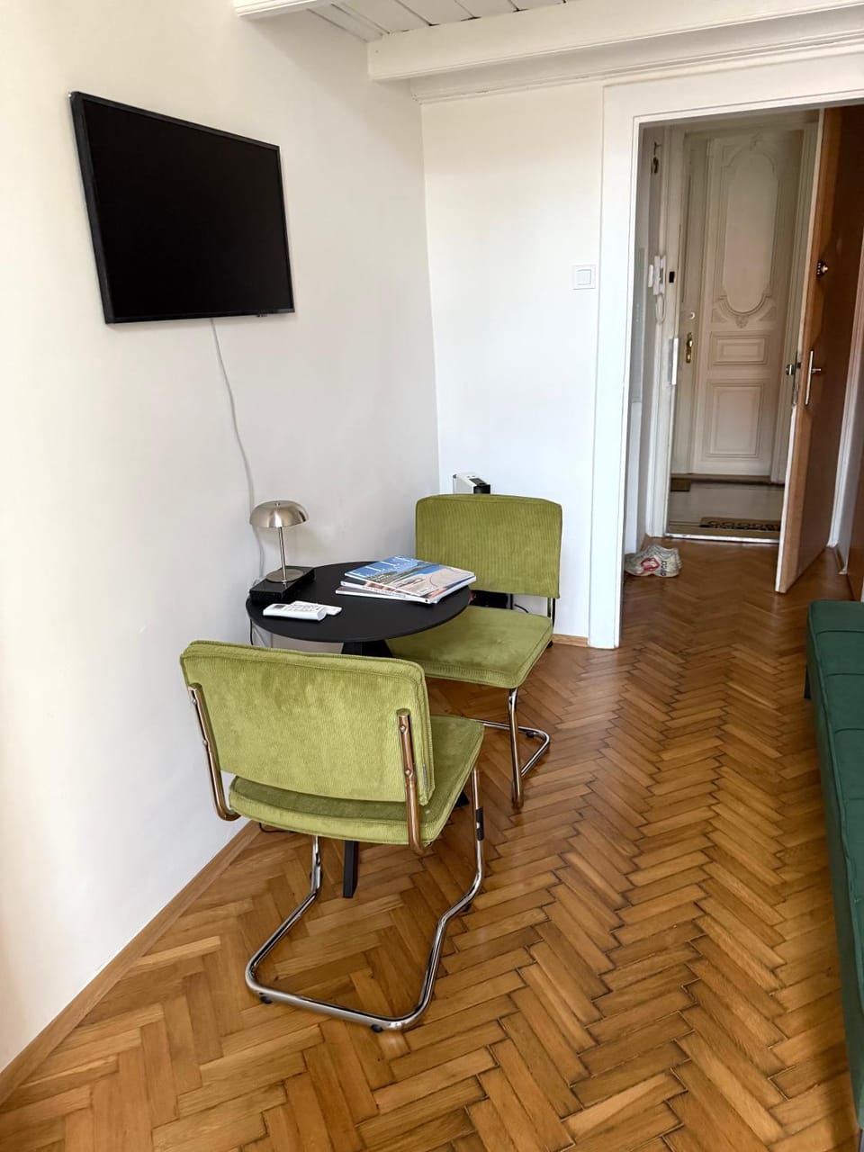 Seating area