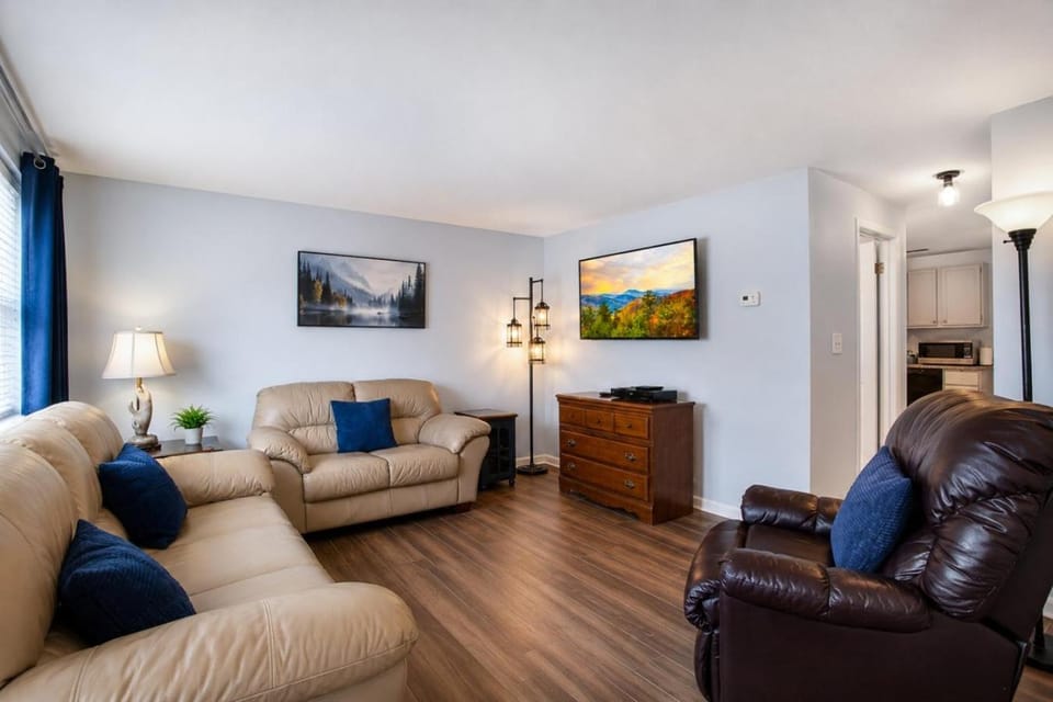 Hearthstone Lodge Family Pet Friendly Home House in Pigeon Forge