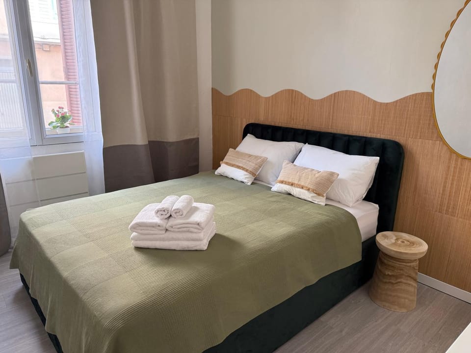 Central Menton Beach Retreat 2 Apartment in Menton