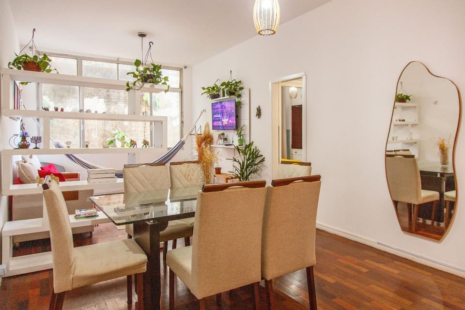 Super Apt Ipanema 300m from Beach Apartment in Rio de Janeiro