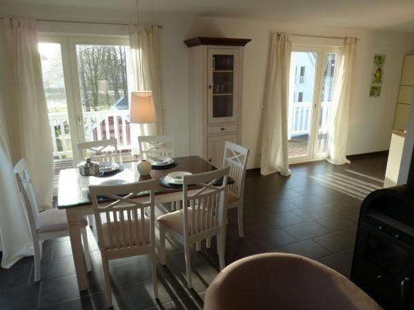 Fewo-13-2-Ferienwohnung-in-Graal-Mueritz Apartment in Müritz