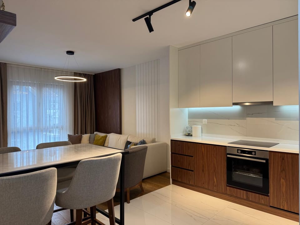 Kitchen or kitchenette, Living room, Seating area, Dining area, minibar, stove