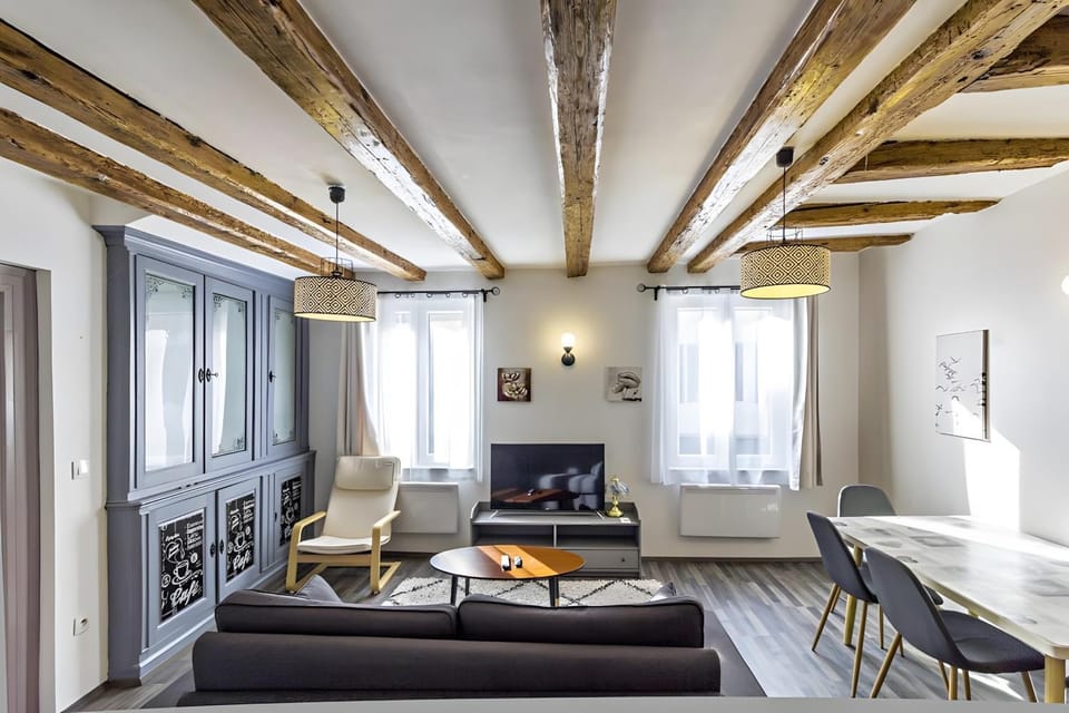 Property building, Living room