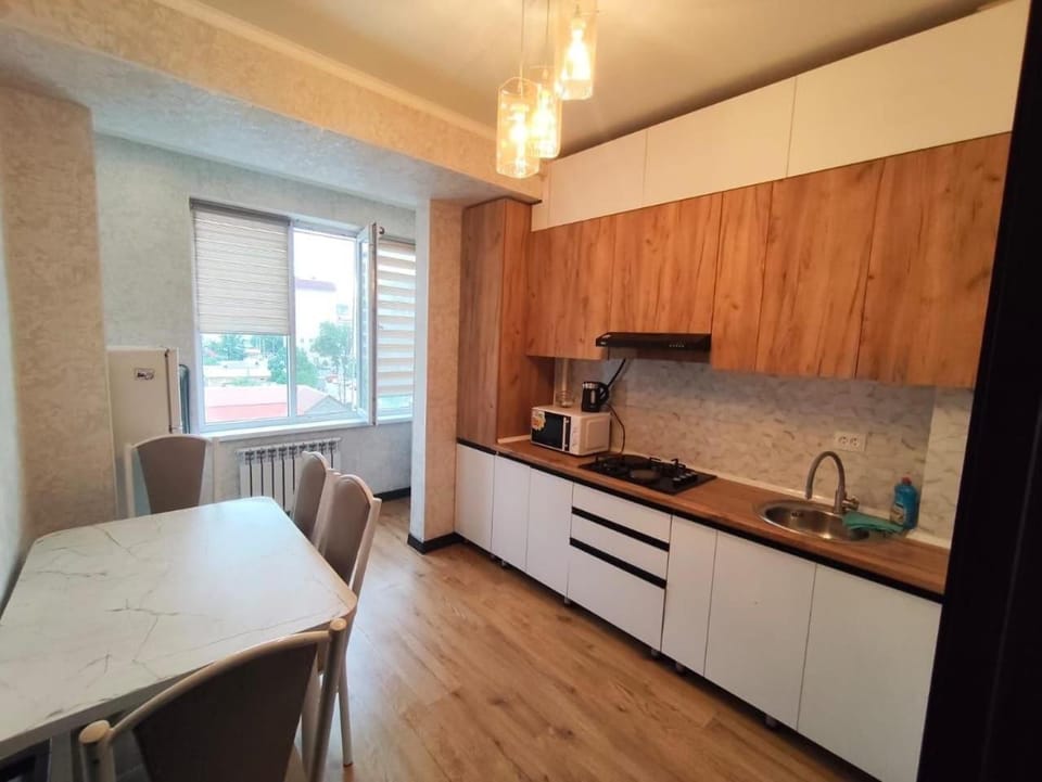 Комфортная квартира Центральная Филармония Smart TV Wi-Fi Apartment in Almaty Region, Kazakhstan