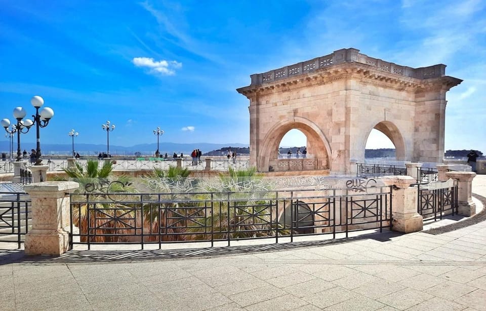 Nearby landmark
