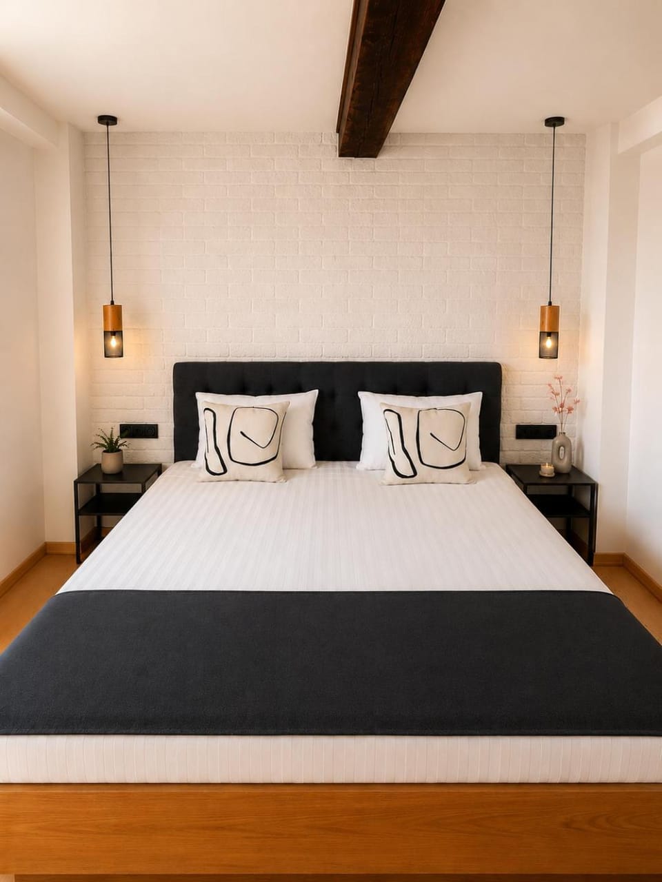 Bed, Photo of the whole room, Bedroom
