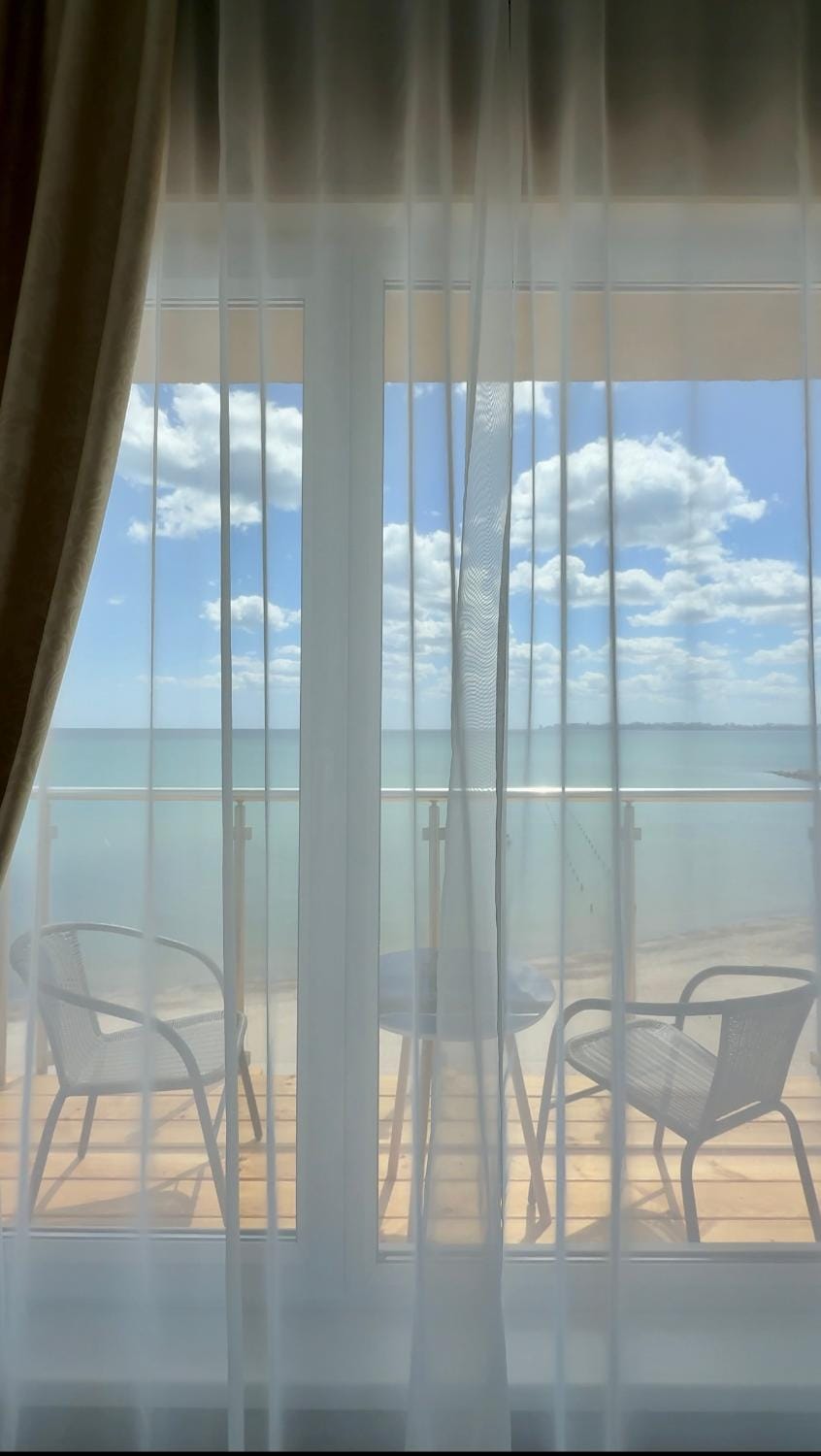 Natural landscape, View (from property/room), Balcony/Terrace, Beach, Sea view