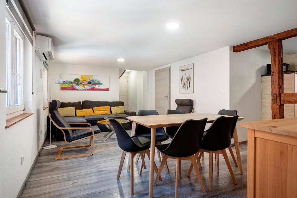 Property building, Living room