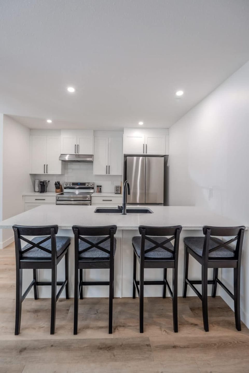 Kitchen or kitchenette, Dining area, minibar, pet friendly, stove, toaster