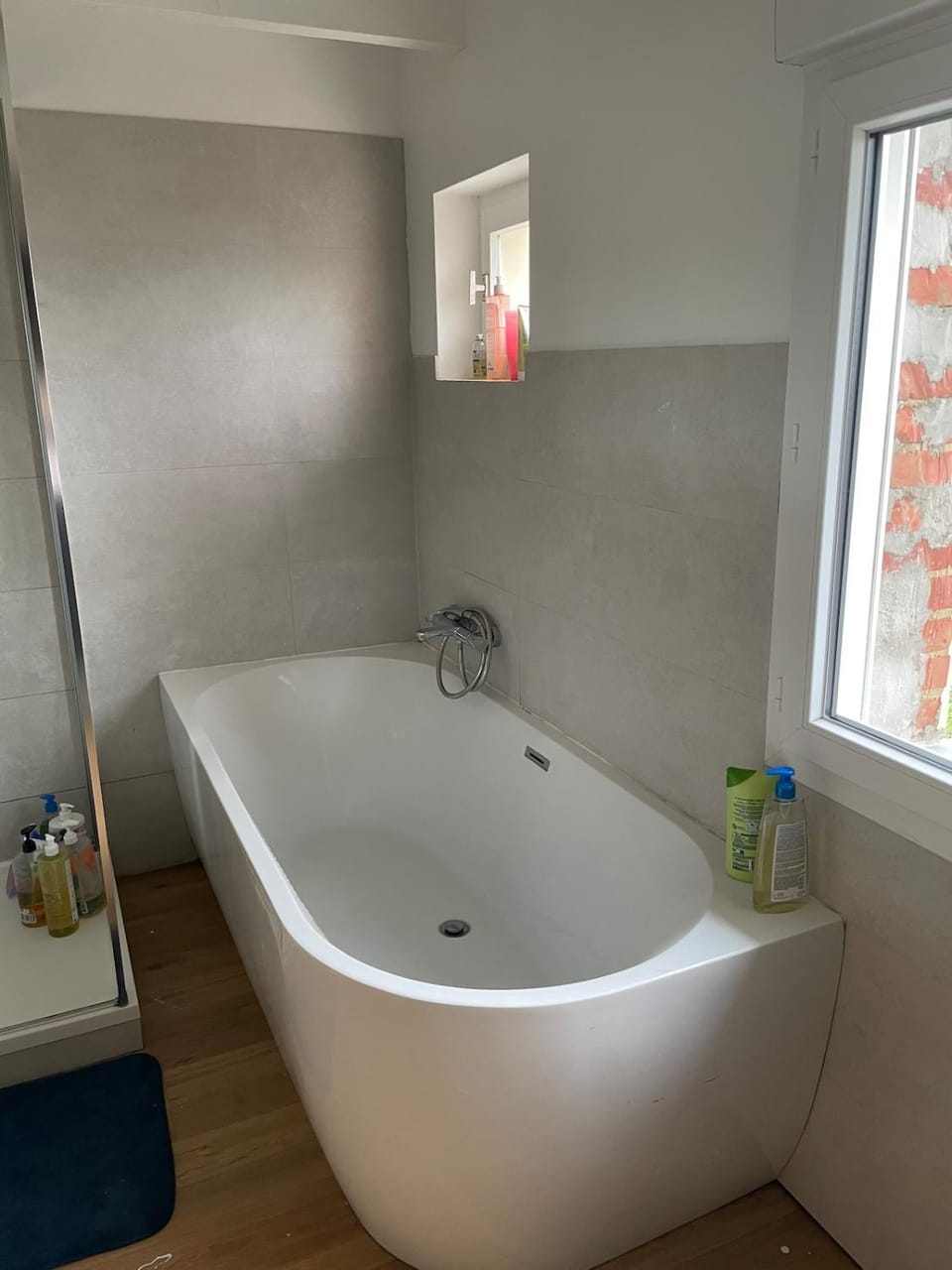 Bathroom, Bath