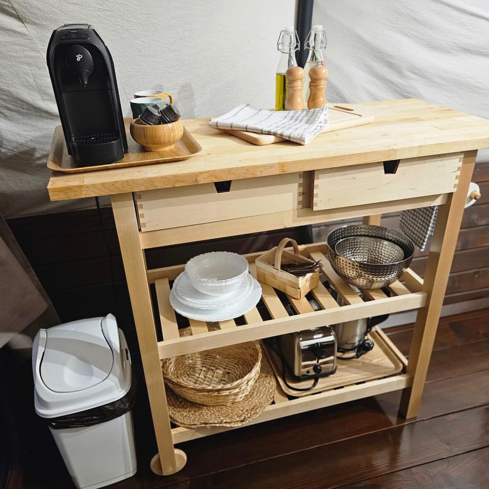 Coffee/tea facilities, Kitchen or kitchenette, Food and drinks, Food, minibar, toaster