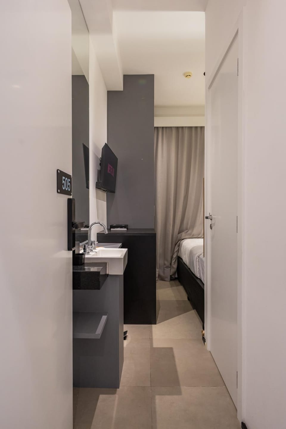 Stay Home Liberdade - Piscina & Academia Apartment in Sao Paulo City