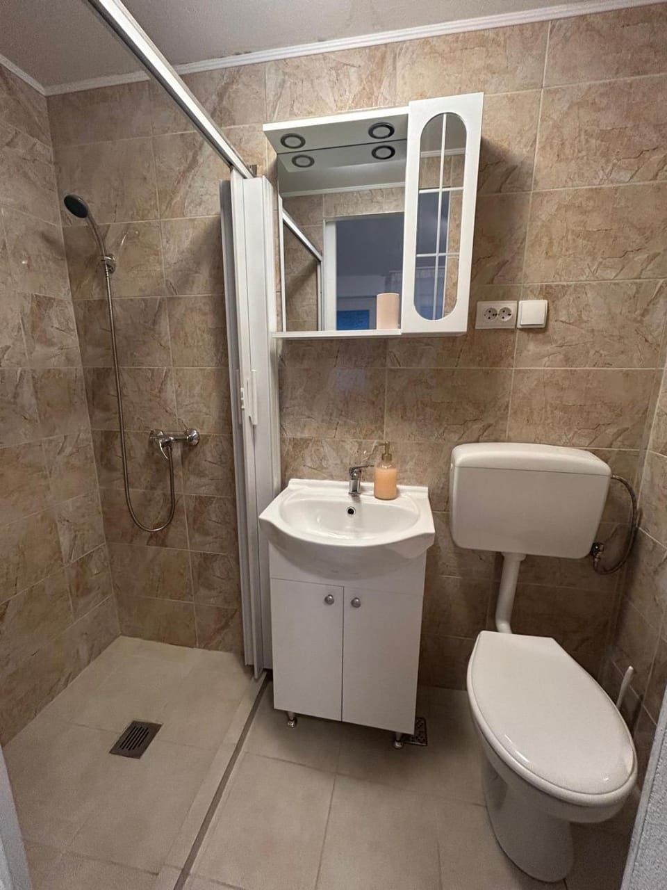 Raisa Bed and Breakfast in Romania