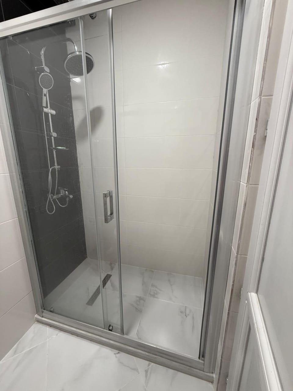 Heart of Batumi 2BR Modern & Stylish 2-6 guests Apartment in Batumi
