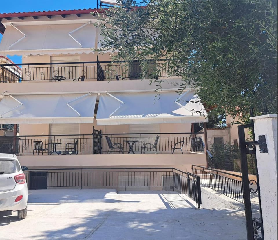 Property building, Parking