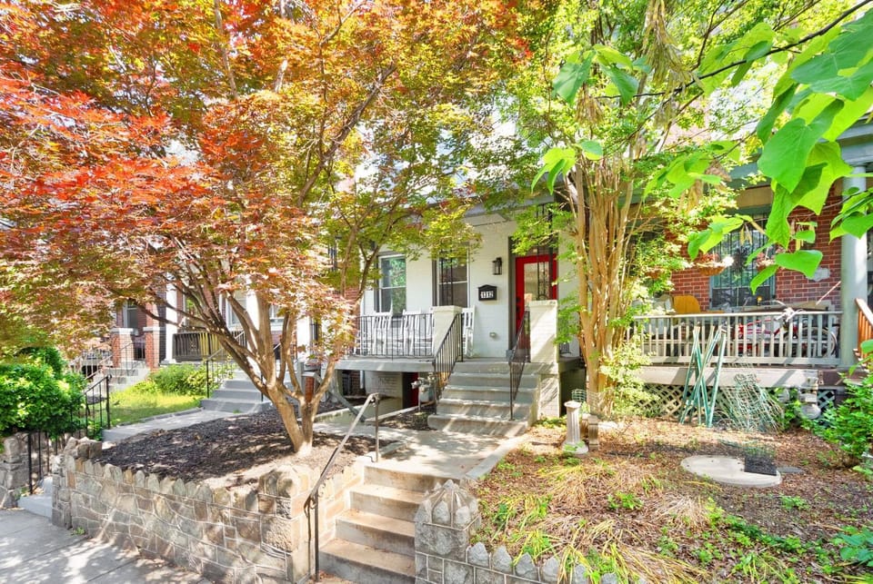 Hill East 3-BR Home Near Lincoln Park House in District of Columbia