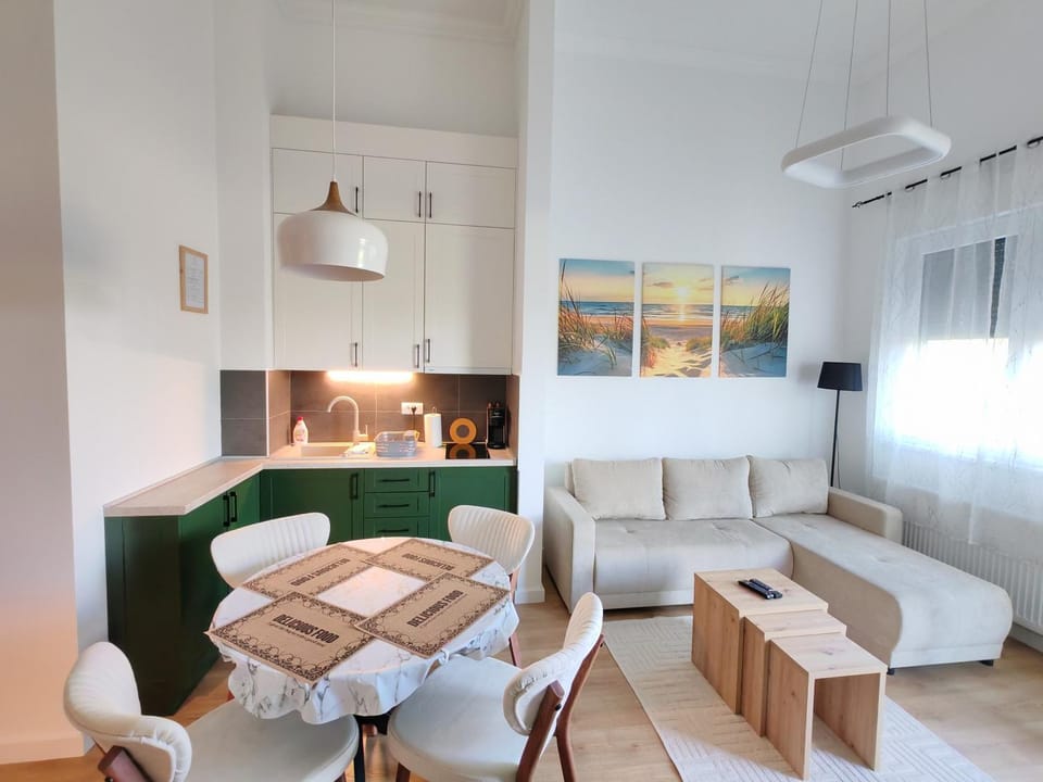 Kitchen or kitchenette, Living room, Dining area