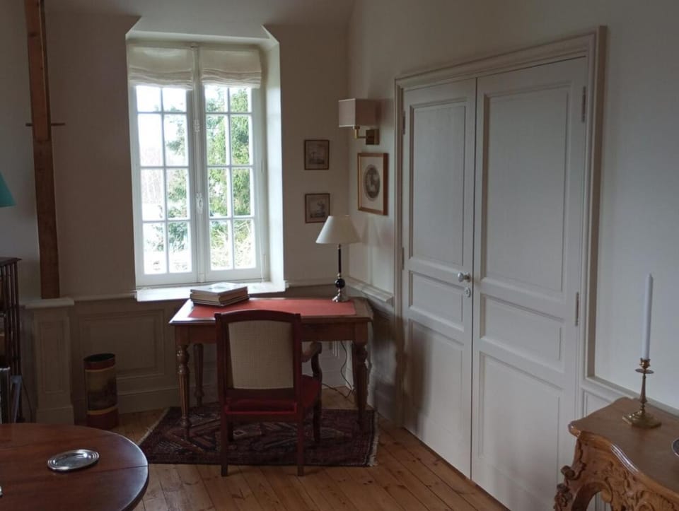 Château des Boulais Suite Apartment in Normandy