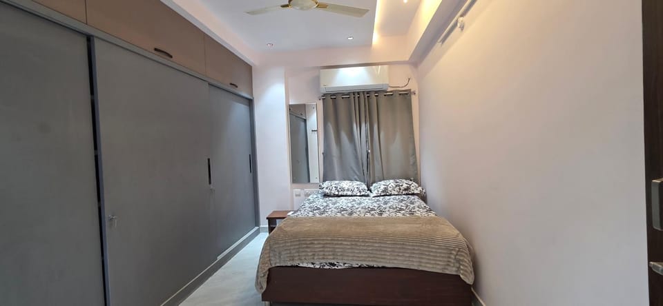 Shiny Home stay Apartment in Hyderabad