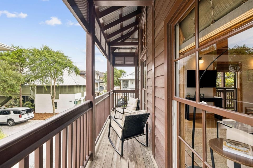 Patrick's Carriage House House in Rosemary Beach