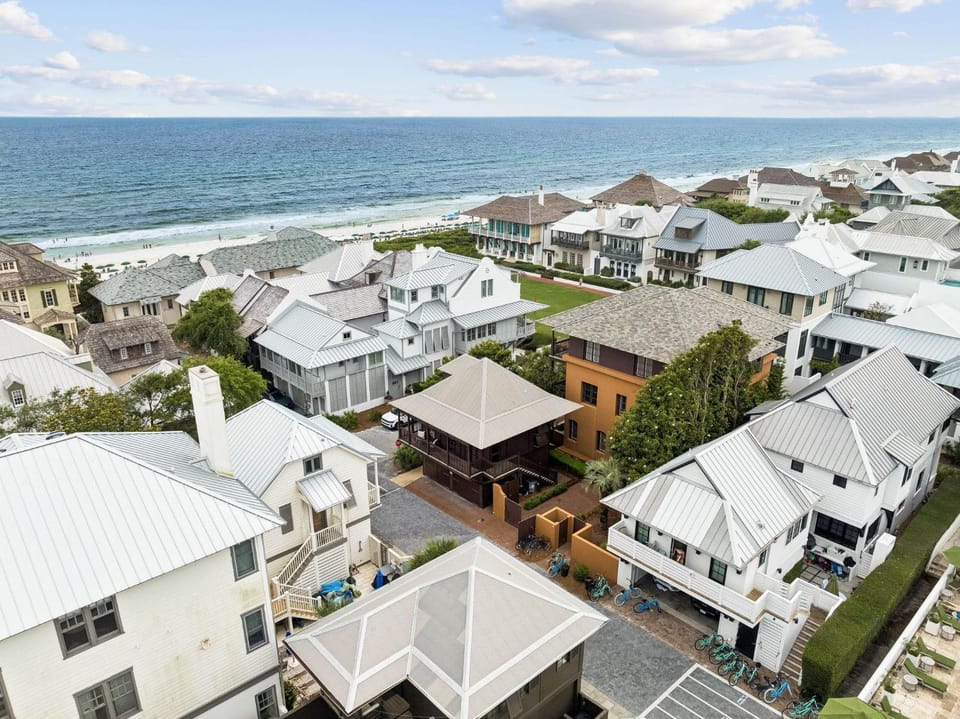 Patrick's Carriage House House in Rosemary Beach