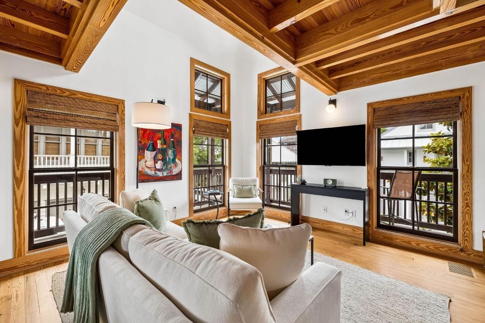 Patrick's Carriage House House in Rosemary Beach