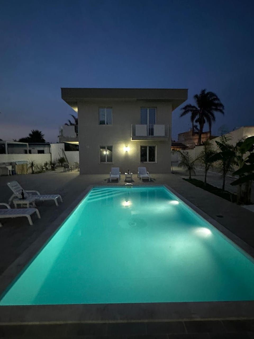 Swimming pool