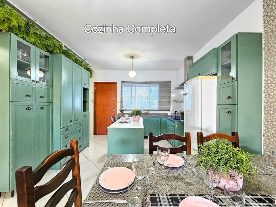 Casa ampla para 9 pessoas Próx Cataratas e Centro House in Foz do Iguaçu