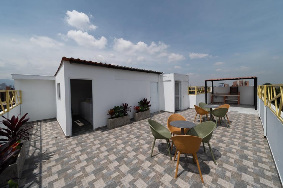 Home 60 x Ahead Apartment in Bogota