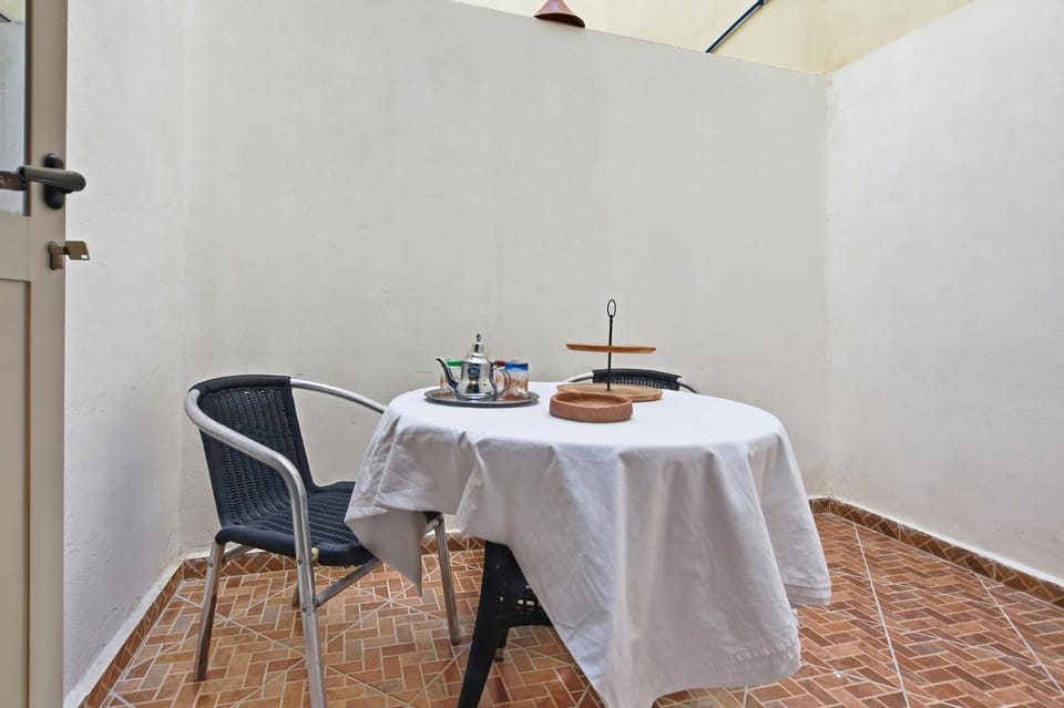 White Majorelle Lujo Apartment in Souss-Massa