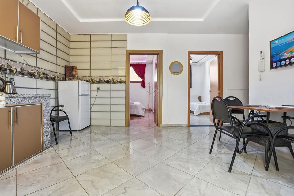 White Majorelle Lujo Apartment in Souss-Massa
