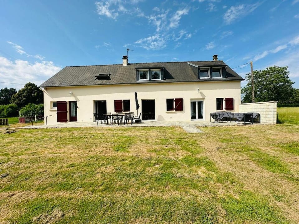 La Halte des Petits Pas, Famille Jeux et Nature House in Normandy