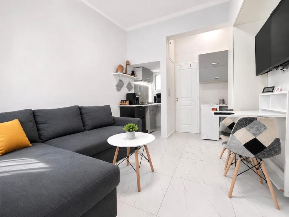 Athens Explorer Studio Near Transit by ΜPS Apartment in Piraeus Regional Unit, Greece