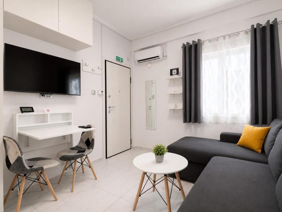 Athens Explorer Studio Near Transit by ΜPS Apartment in Piraeus Regional Unit, Greece
